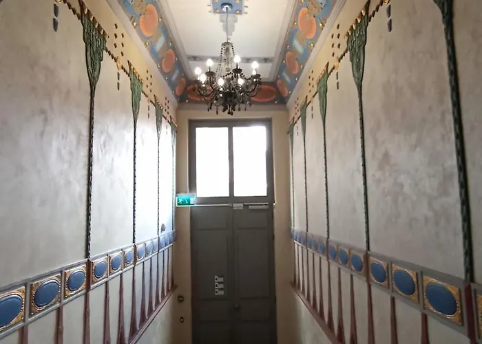 Apartment Spacious By The Park Riga