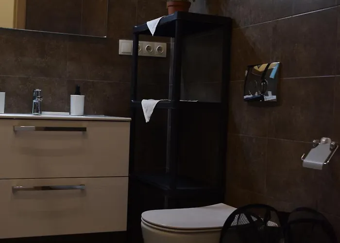 Apartment Spacious By The Park Riga